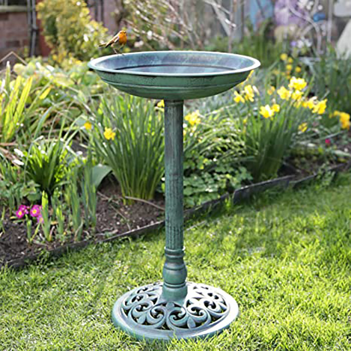 Resin Bird Baths Are Safe-2